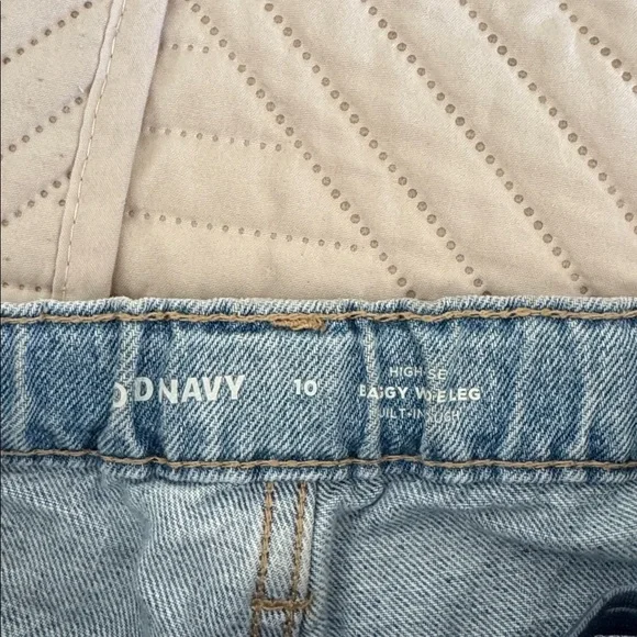 Old Navy wide leg jeans - Picture 6 of 9